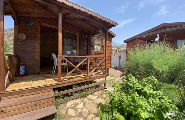 Nehir Bungalov Orhaniye