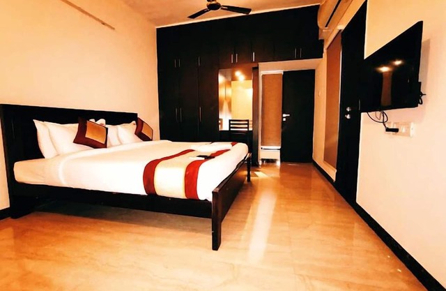 Neighbour Inn Elite