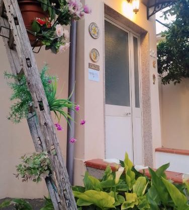 Nel giardino di Nunziatina