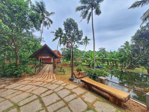 Nellu - Tranquil Pool Villa & Organic Farmstay near Varkala
