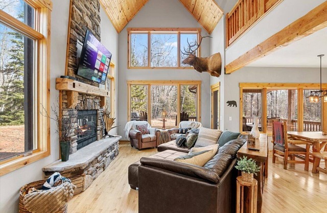 Nemadji Lodge! Sauna/30x 40 Game Rm/Pong/Beanbags/Darts Atv/snowmobile/Firepit