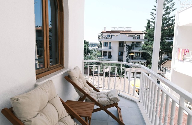 Nephos Beach Hotel