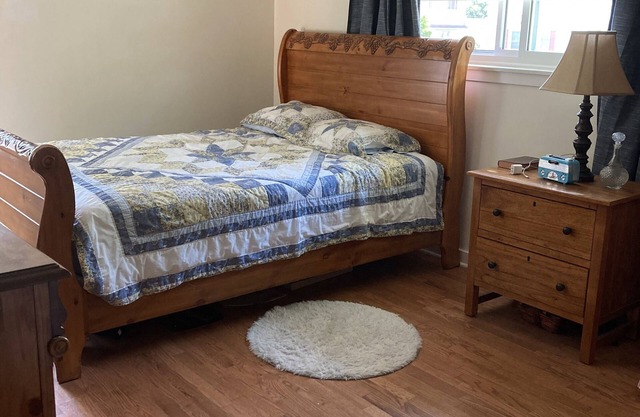 Nestled on the grand river in Lansing mi. Close to everything . Clean & quiet