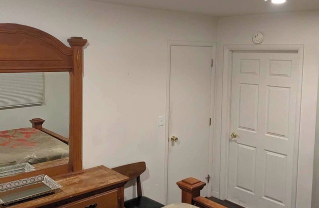 Nestled peace & privacy on the edge of Rapid City, Chapel in the Hills Lookout!