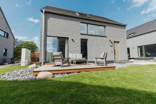 NEU "Rügen Resørt Sagard" großzügige, gemütliche Doppelhaushälfte "Emma" mit Terrasse