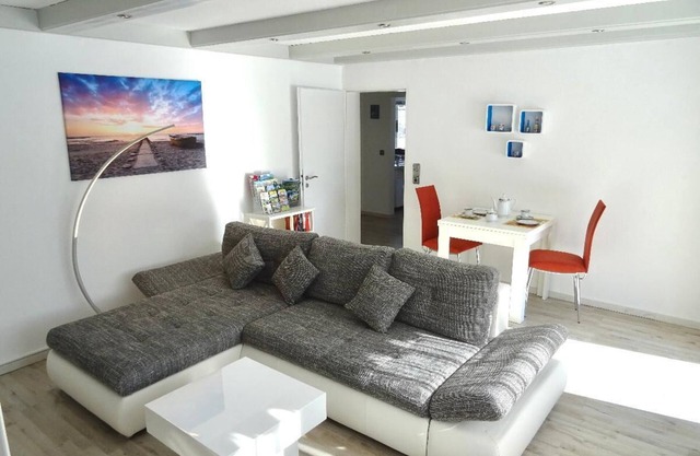 Apartamento recientemente renovado para dos personas con terraza en una zona tranquila.