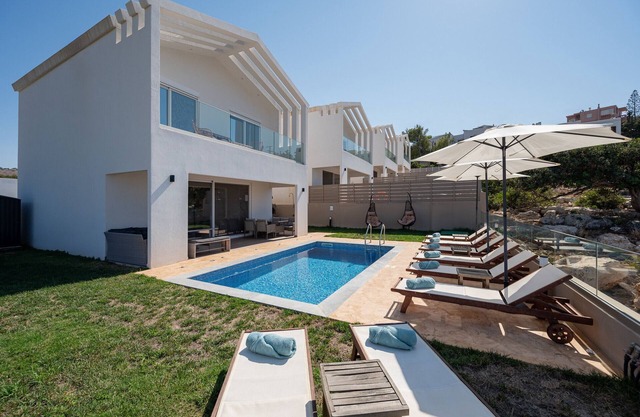 Nevelo Diamond,Near beach, tavern,Rethymno