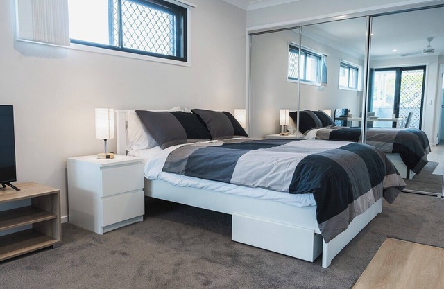 New 1 bedroom micro apartment for 2