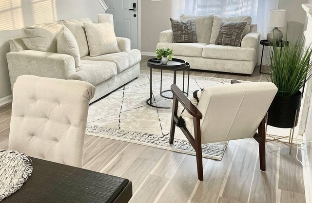 NEW 10 mins from Airport 15 min to Downtown Atlanta & Convention Center