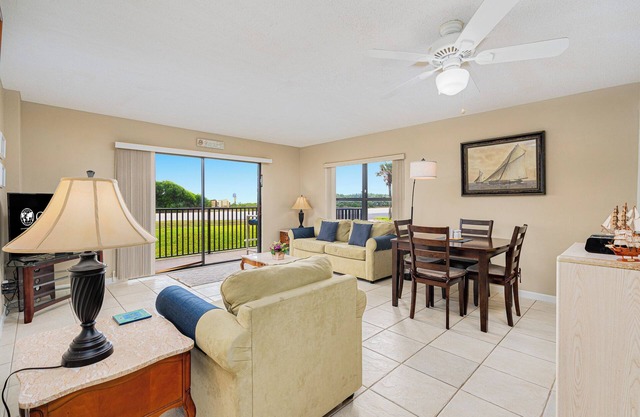 NEW! 2/2 Oceanfront-Accessible-Seabridge #101