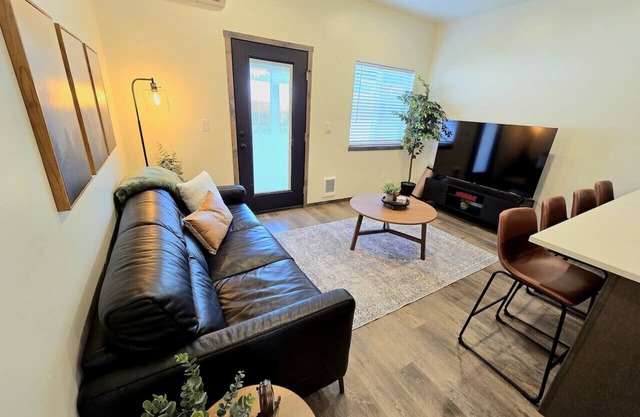 New 2BR Near Hayden Lake, Garage
