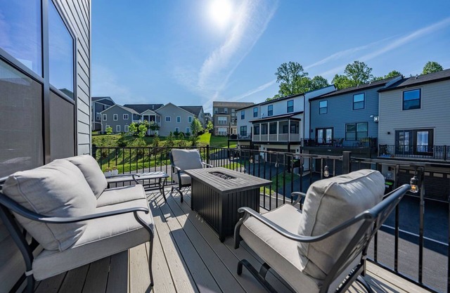 ★ New 3 Bed/4 Bath | 10 min to UVA/Hospital/Wineries/Downtown Mall