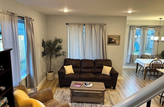 New 3-bedroom townhome in Eagle River