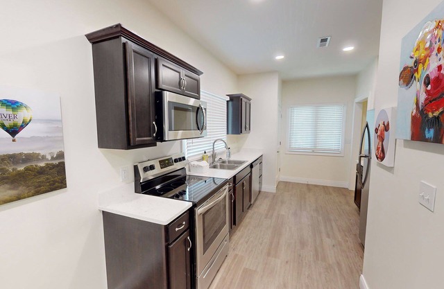 New! 3BR 2BA IU Campus Getaway for up to 6! Right by IU Athletics!