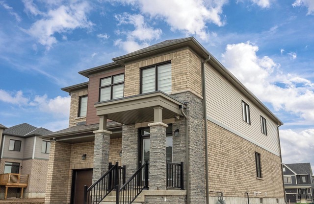 New 4 Beds & 3 Baths with Parking at Haldimand Ontario