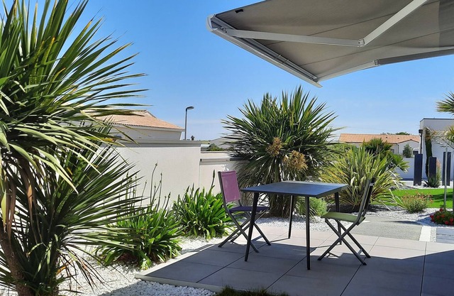 New air-conditioned accommodation 40 m2 with parking