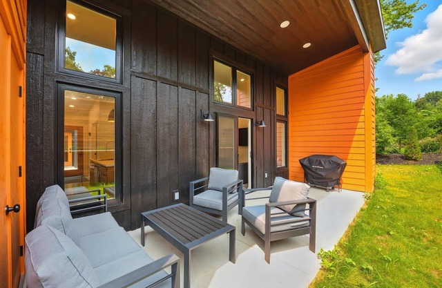 NEW! 500 House - Unit D 2-Bedroom Townhouse - Handicap accessible
