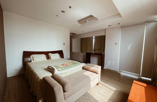 New Affordable Premium Staycation 3 Bed 3 Bath