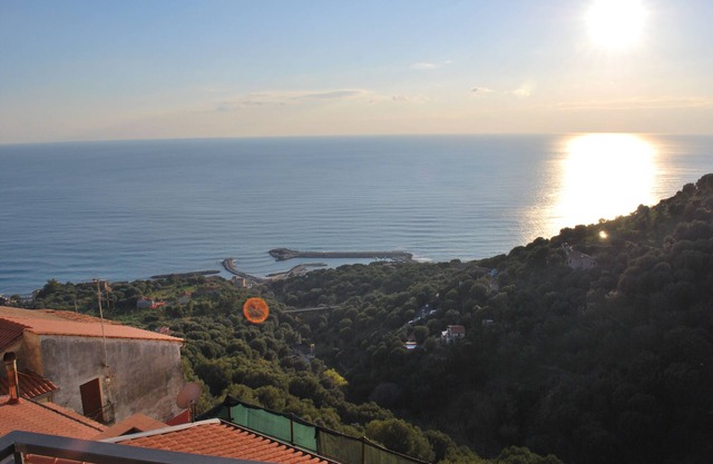 NUEVO: aire acondicionado +++ apartamento familiar con vista al mar en el Borgo de Pisciotta
