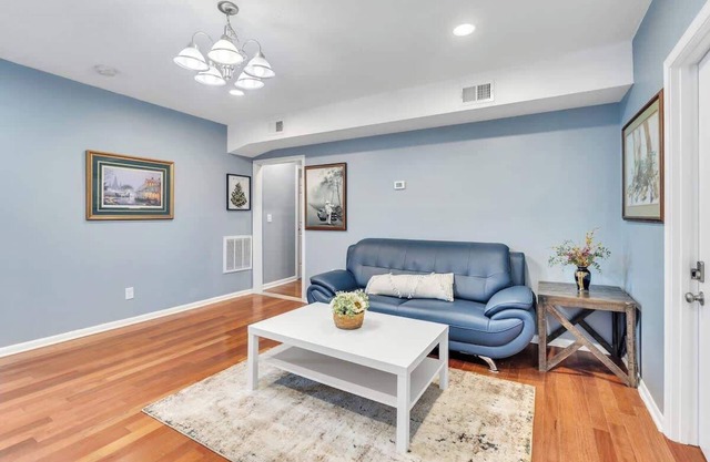 New Albany Home near Louisville