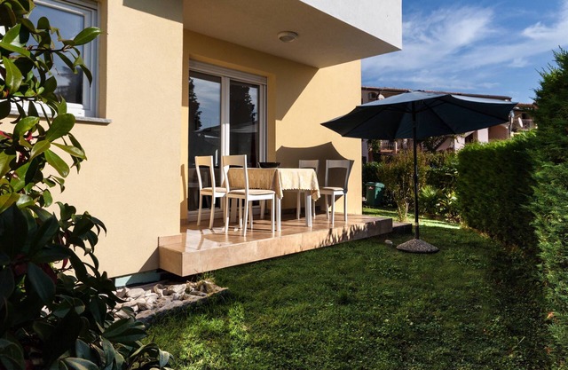 New Apartment for 4 people (2 bedrooms) - Umag - Ground floor
