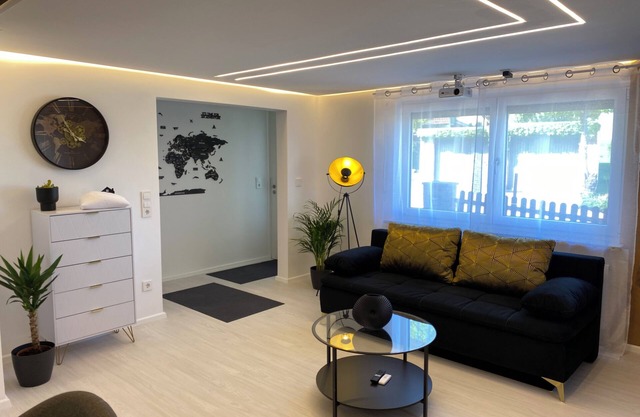 New apartment with whirlpool and home cinema