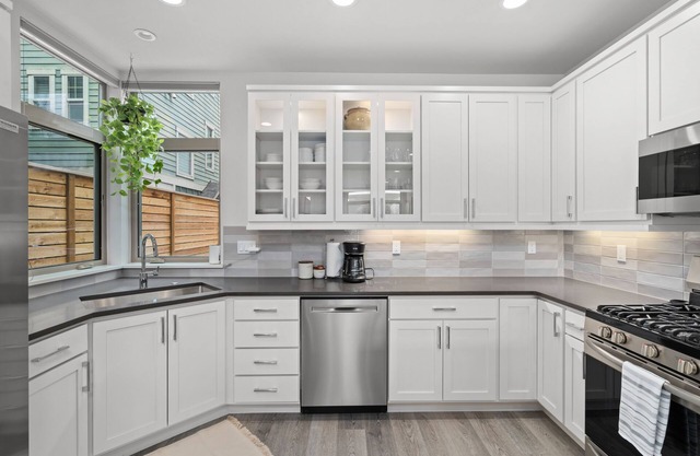 New Ballard Home in trendy walkable neighborhood