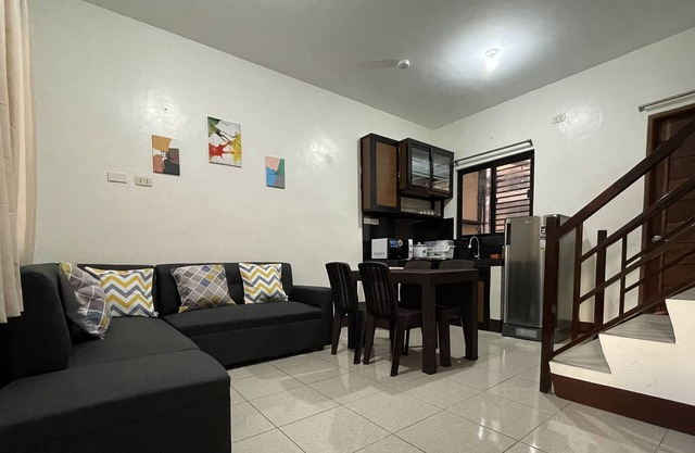 New Bliss 3BR Apt Near Resto WIFI up to 200MBPS