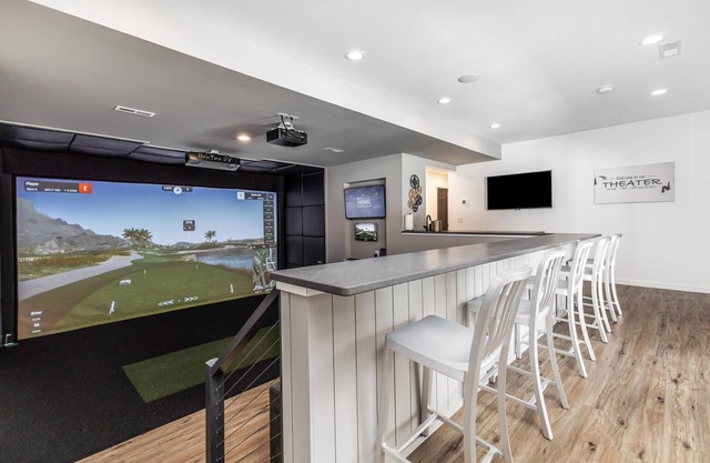 New Build: Commercial Grade Golf Simulator+18’ Theater+Bar Event Space+Hot Tub