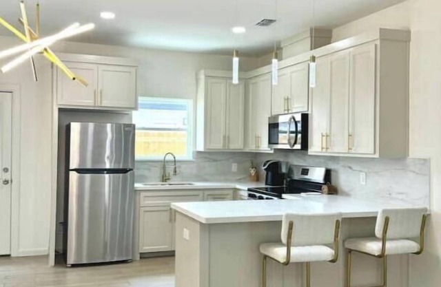 New Build! Near Hospital & Shops