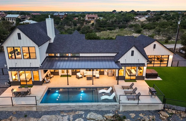 *New Cliff Haven PK *5 bed/6 bath, Hot tub & Pool