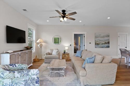 New Construction Coastal Retreat located on Harbor Island