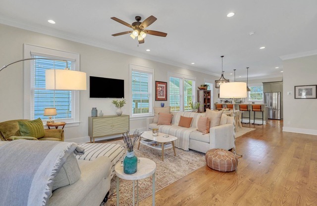 New Construction in Great Location W/ Parking and Patio By Lucky Savannah