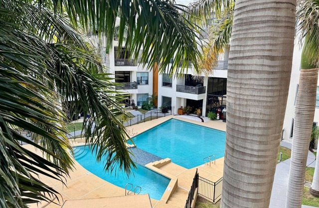 New & Cozy - Hot Jacuzzi 3BR Condo GREAT location
