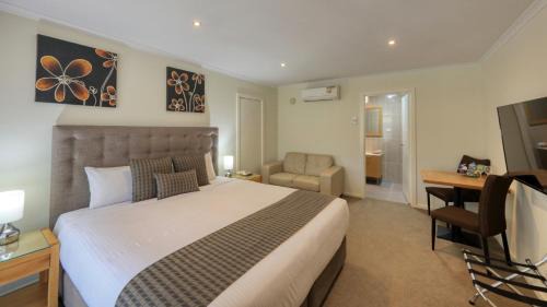 New Crossing Place Motel
