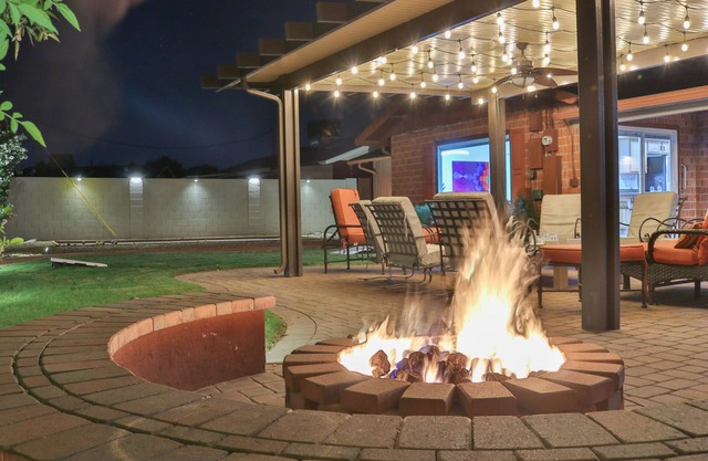 NEW Entire Residential Oasis with Two King Masters and a Large Backyard