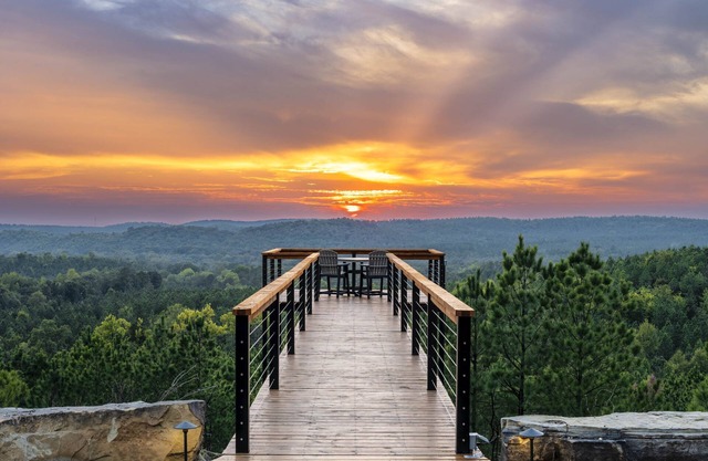 New Epic Mountain Top Cabin/Stargazer's Dream/Families or Weddings/Hot Tub