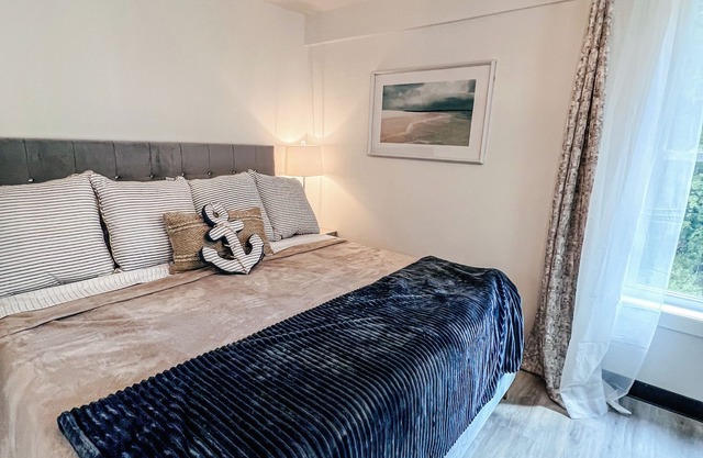 New! Swim Spa Escape at Echo Point! 2 King Beds- 5 min from boat ramp