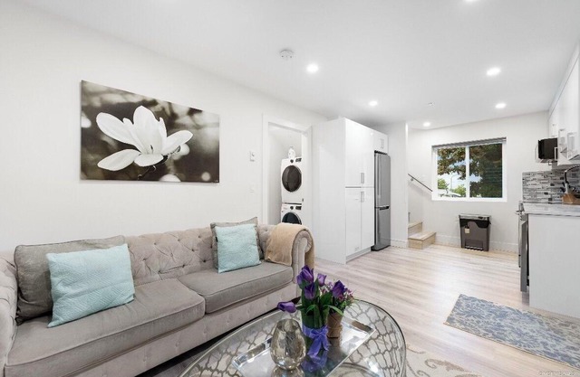 New family friendly small guest home