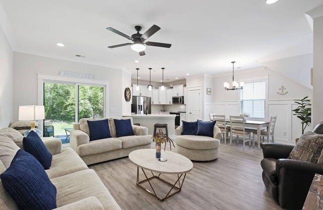 New Four BR Luxury Vacation Home on Hilton Head Bikes & Beach Gear included