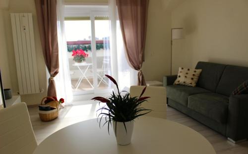 New Green Hill Apartment