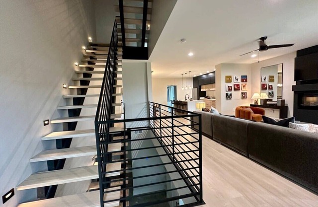 NEW! Group Adventure Hub w/ Private Roof Deck!