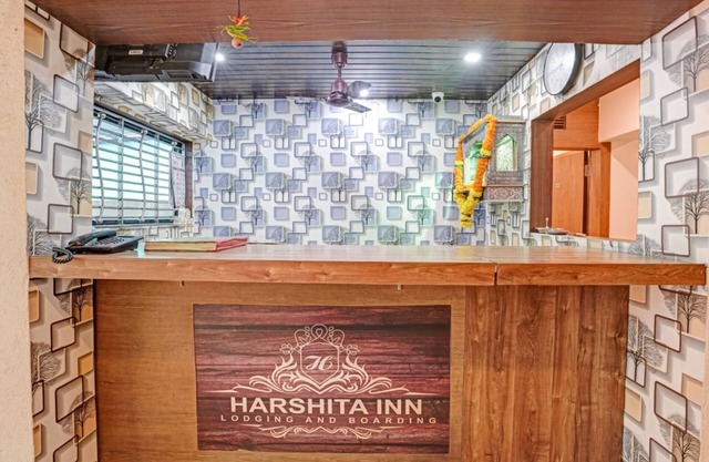 New Harshita inn By Glitz Hotel
