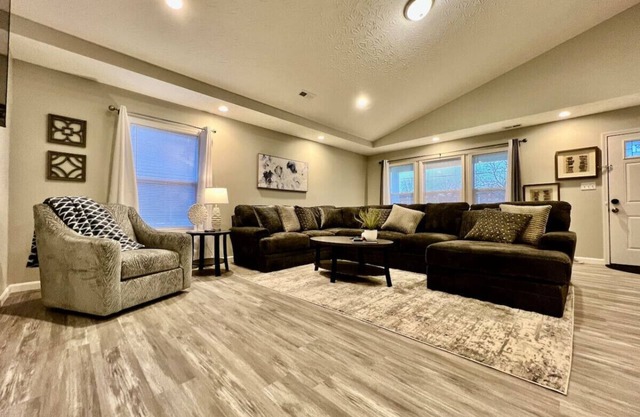 New Home in Middletown, OH Minutes to 75 and more