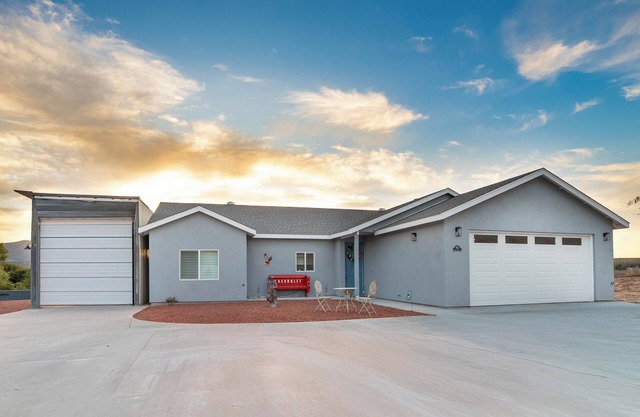 New home located in the "heart" of AZ. Come explore AZ. So much to see and do.