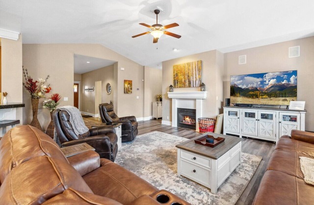 New home near NAU and Downtown