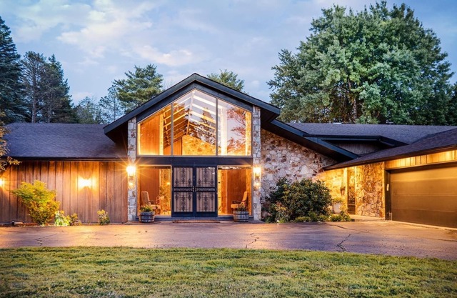 NEW! Huge House in Catskills - Large 4 BR 3.5 Bath