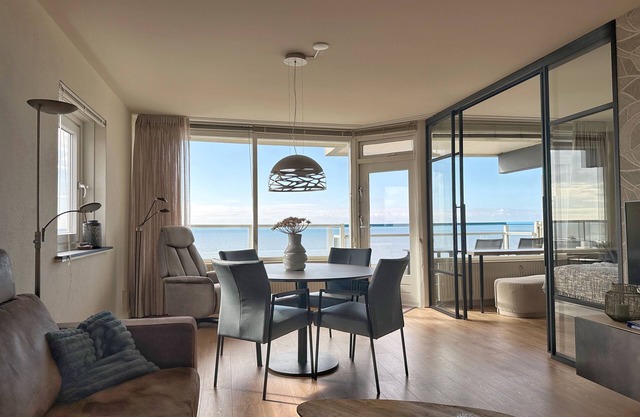 2 bedroom accommodation in Egmond aan Zee