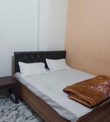 New Lakshman Guest House