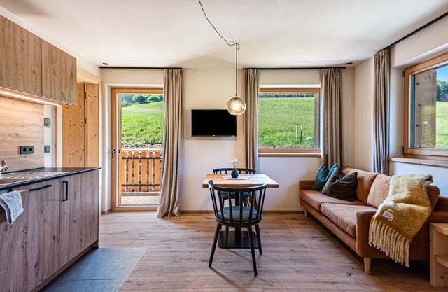 NEU Lippmöshof Ferienwohnung Odla mit Bergblick, Garten, Terrasse und WLAN
